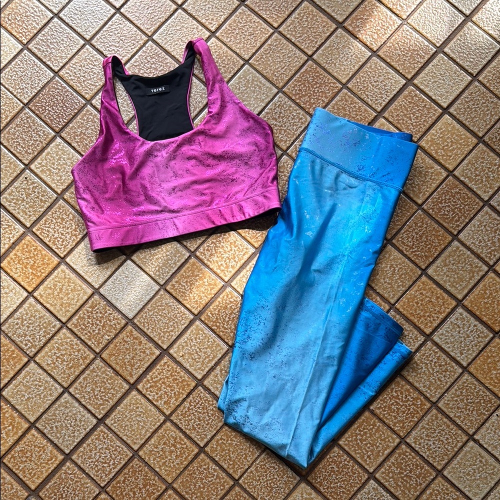 Active Women's Magenta Sports Bra & Blue Leggings Set